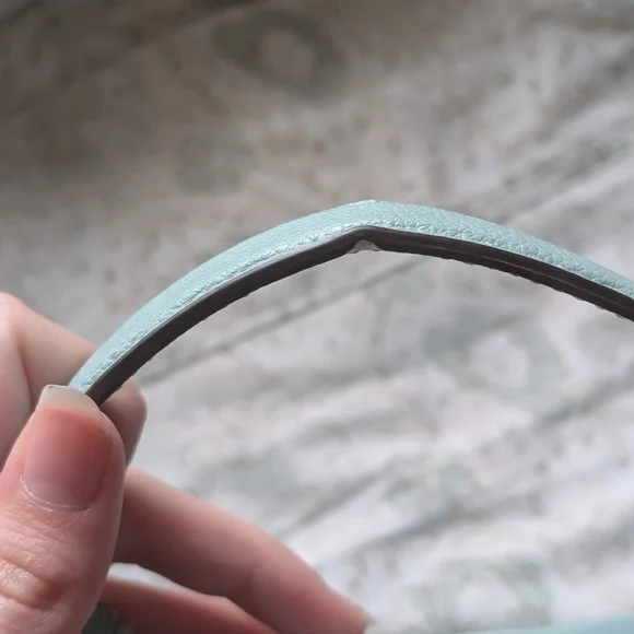 Blue Daisy Kate Spade Purse With Matching Card Holder - Picture 3 of 11